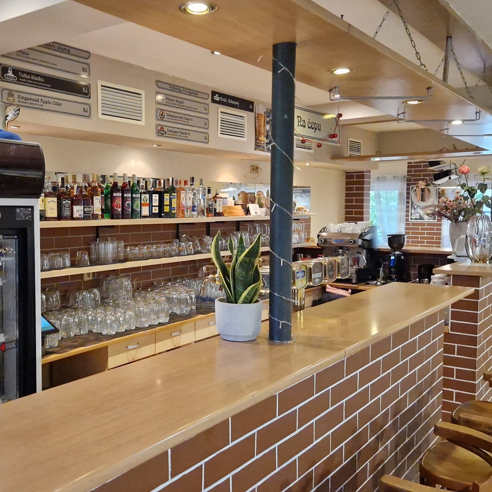 Restaurace Na Hřišti Újezd nad Lesy Restaurace Na Hřišti Újezd nad Lesy